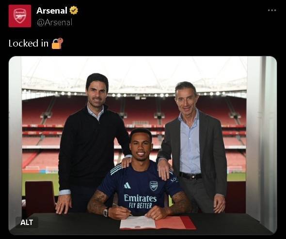 锁住7500万欧后防核心！阿森纳社媒晒加布里埃尔续约照：锁住