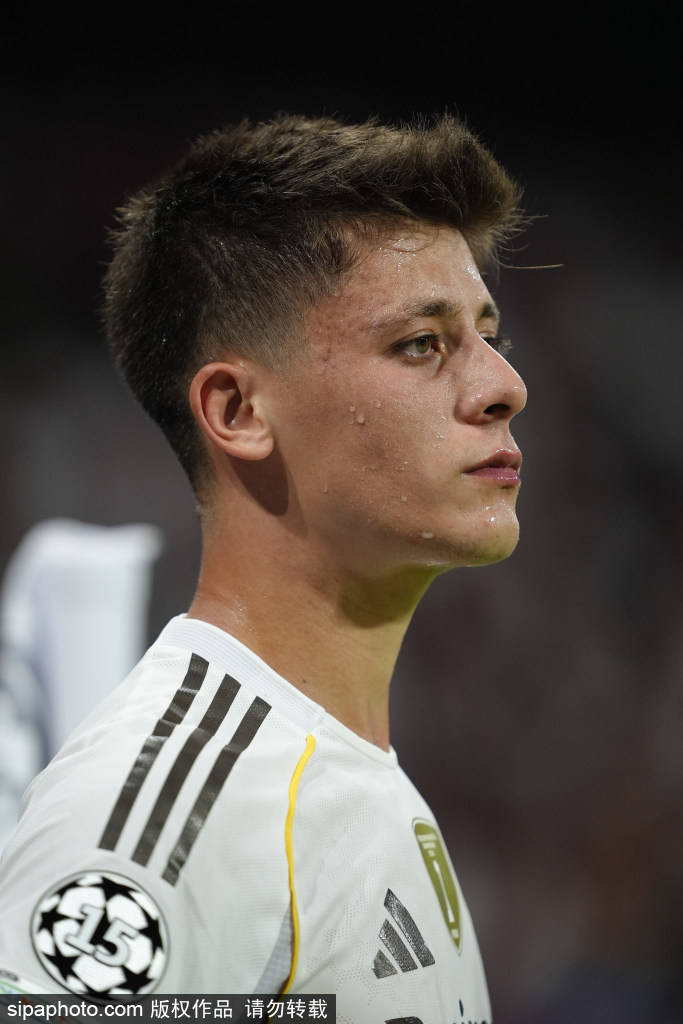 马德里德比爆冷！马竞完胜皇马，西甲格局再掀波澜