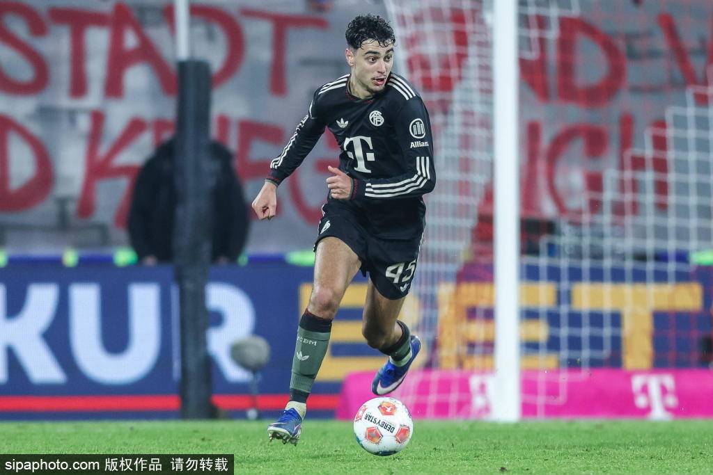 不愧德甲霸主！拜仁提前一轮锁定欧冠资格，成为第二支晋级队伍背后的秘密